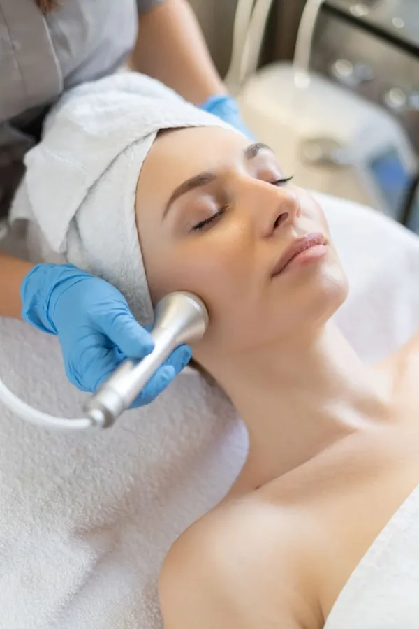 HydraVisioX Facial